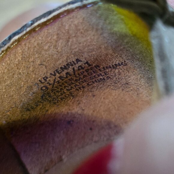 Lucky Brand Vennia Taupe Leather Ankle Bootie Size 9.5M/41 - Picture 9 of 9